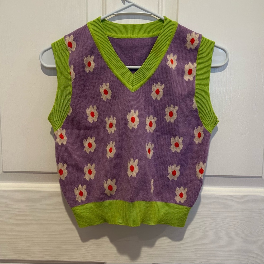 Flower Pattern Contrast Trim Sweater Vest
